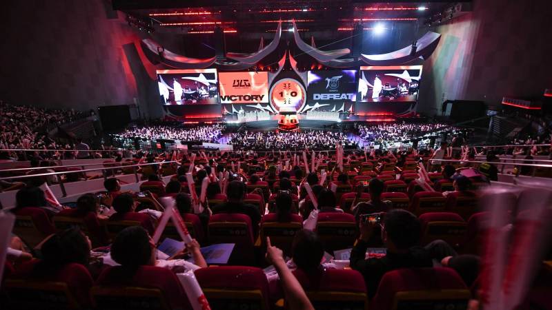 英雄联盟S16主题曲怎么确认？官方发布渠道与收听方式